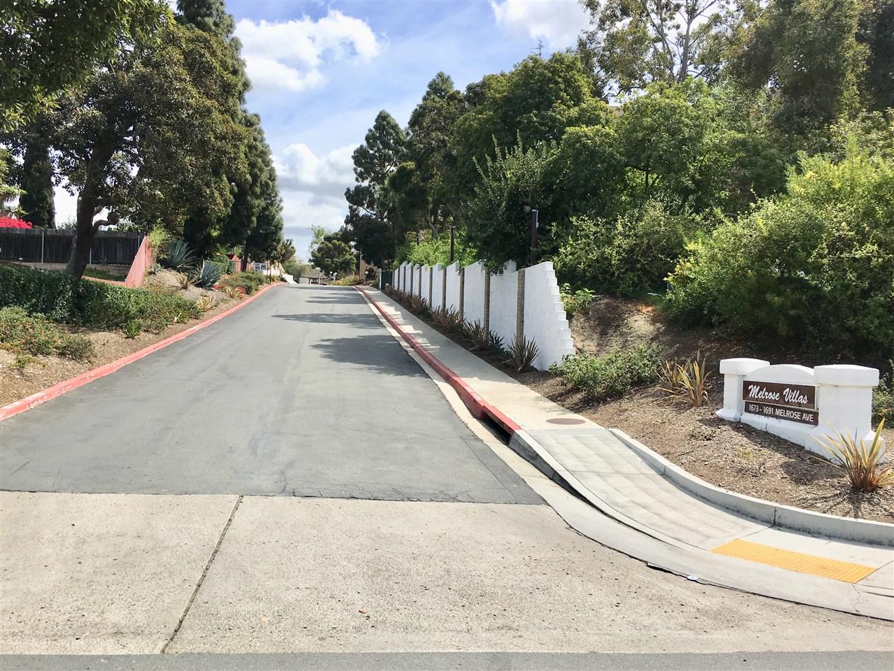 1687 Melrose Ave - Photo 1