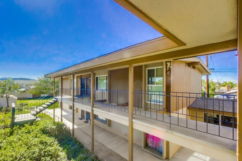 540 Oakdale Lane - Photo 1