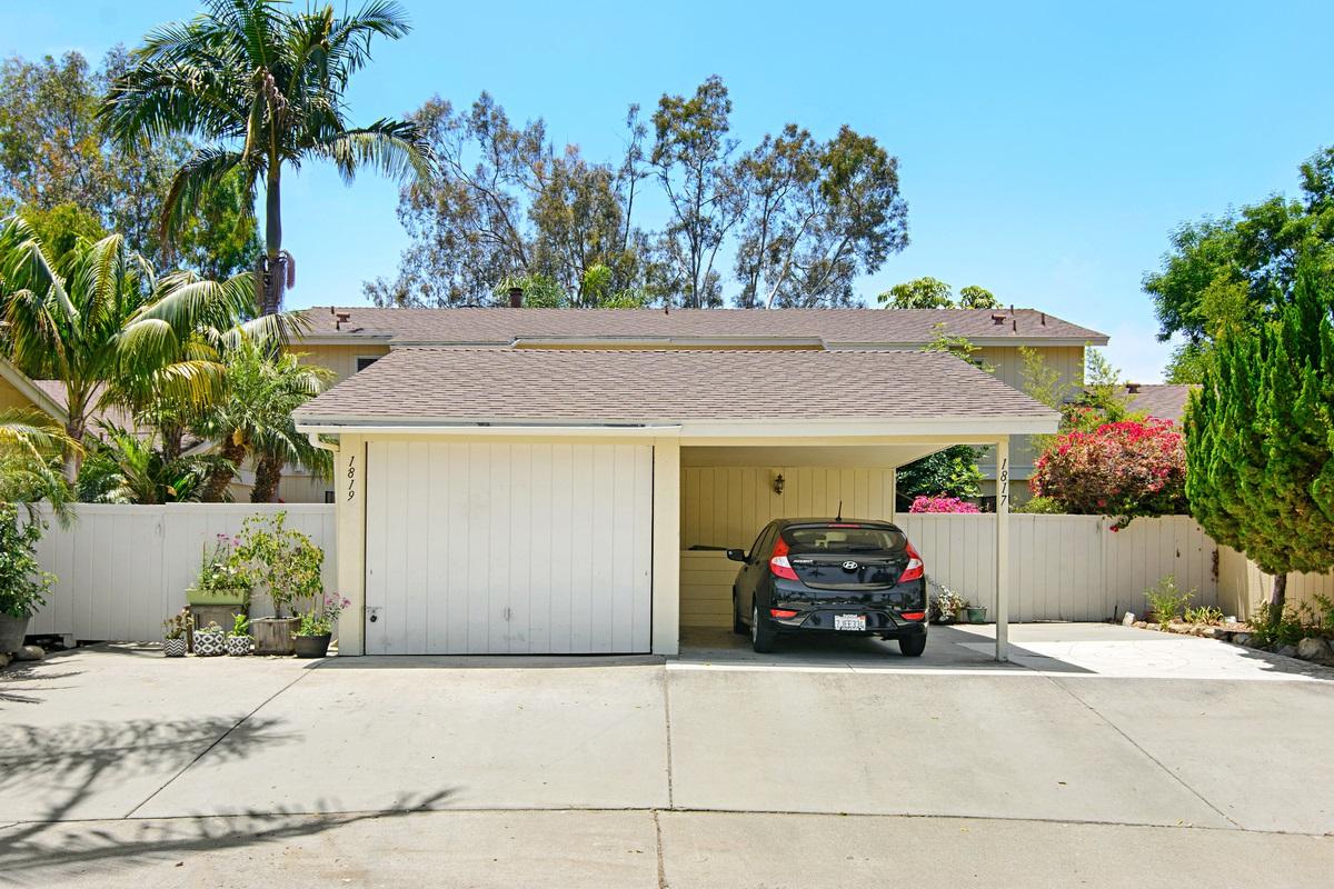 1819 Gatepost Rd - Photo 1