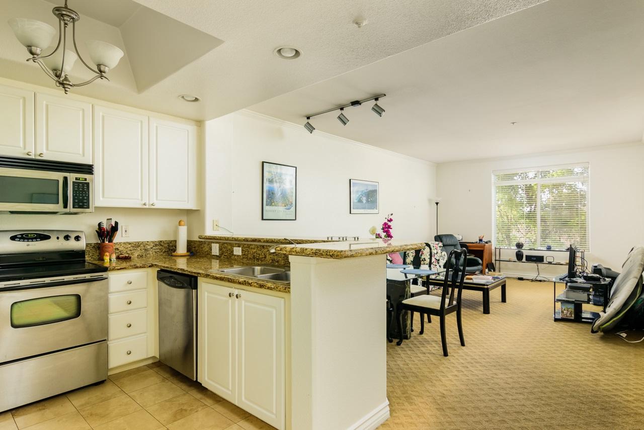 9293 Regents Rd - Photo 1