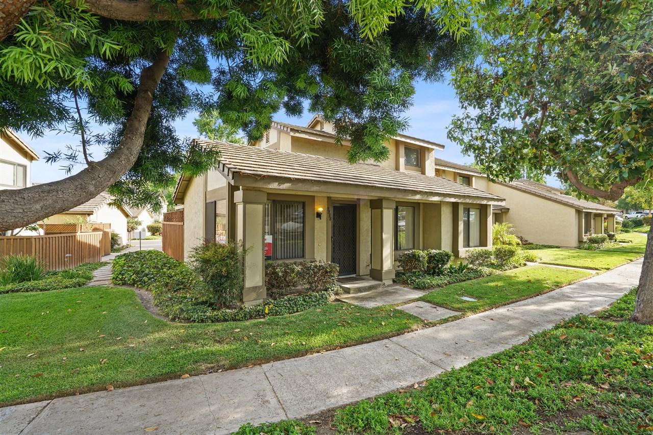 9938 Pineknoll Lane - Photo 1