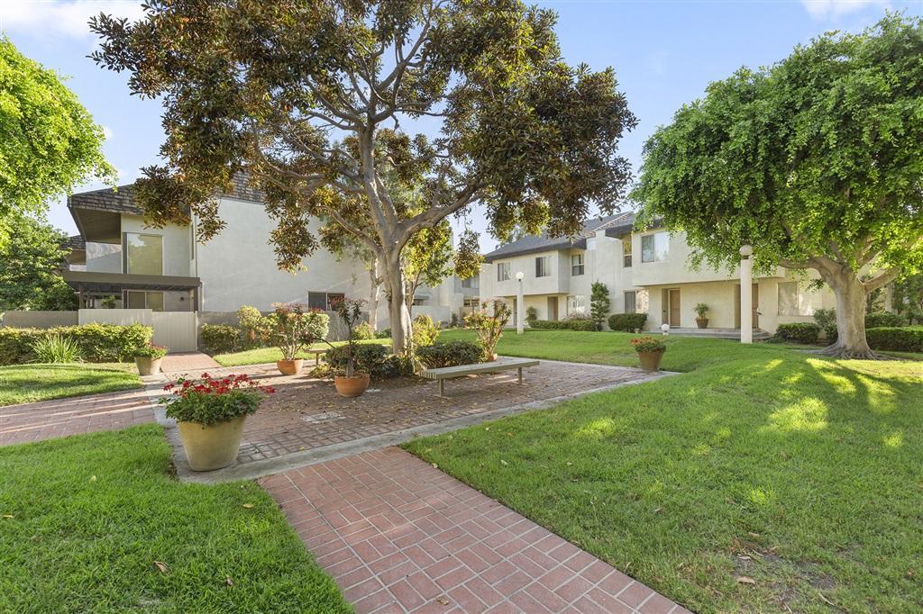 6852 Citriadora Ct. - Photo 1