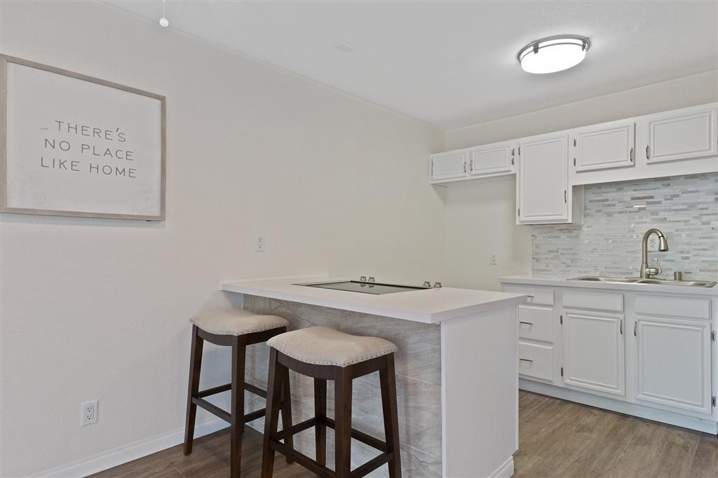 2362 Hosp Way - Photo 1