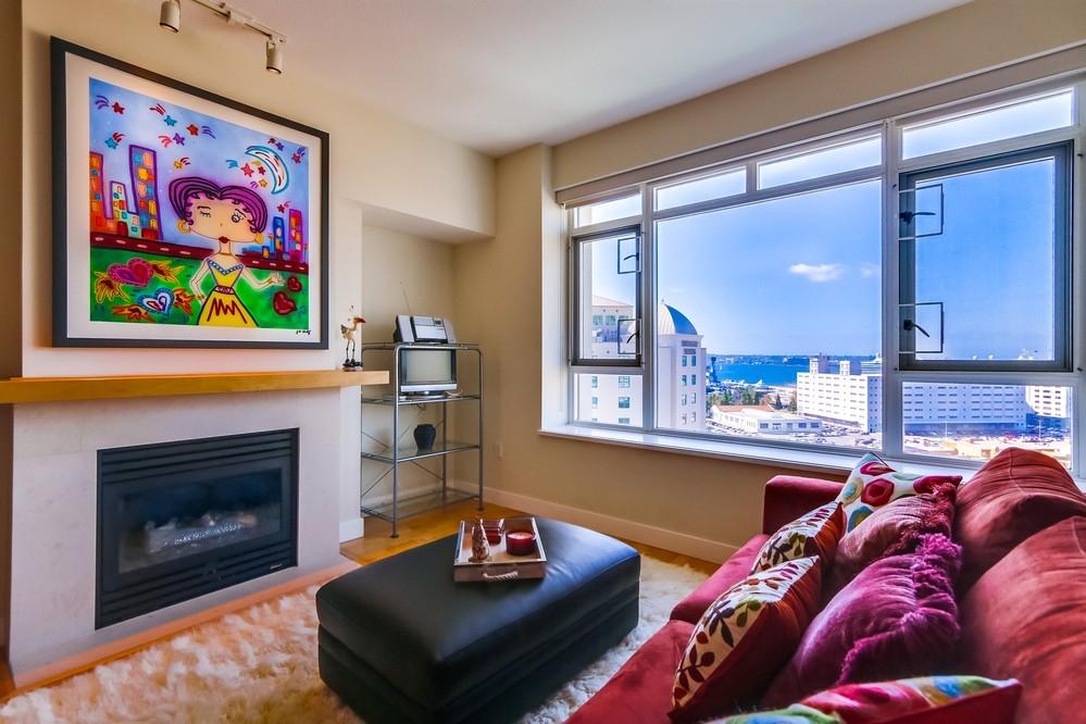700 Harbor Dr - Photo 1