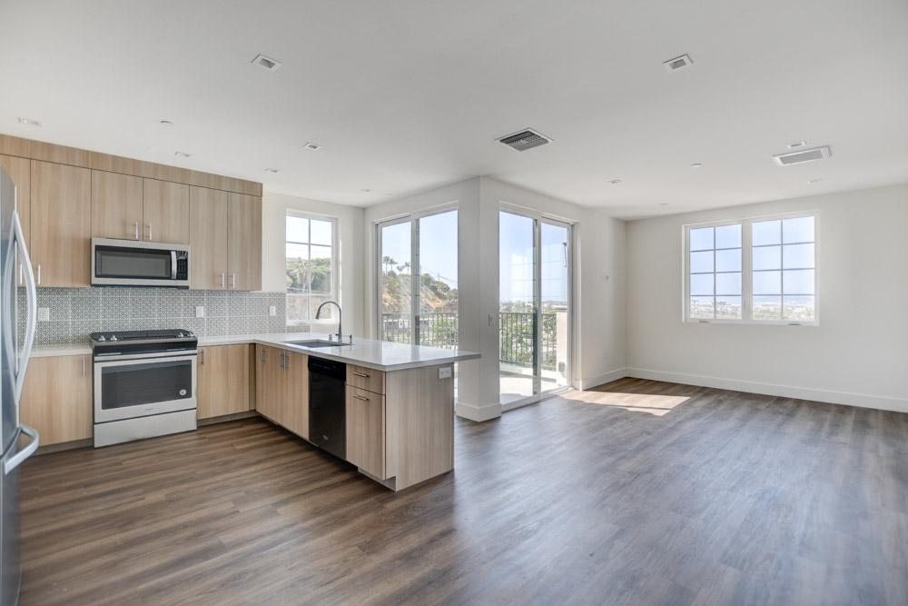 3975 Old Town Ave. - Photo 1