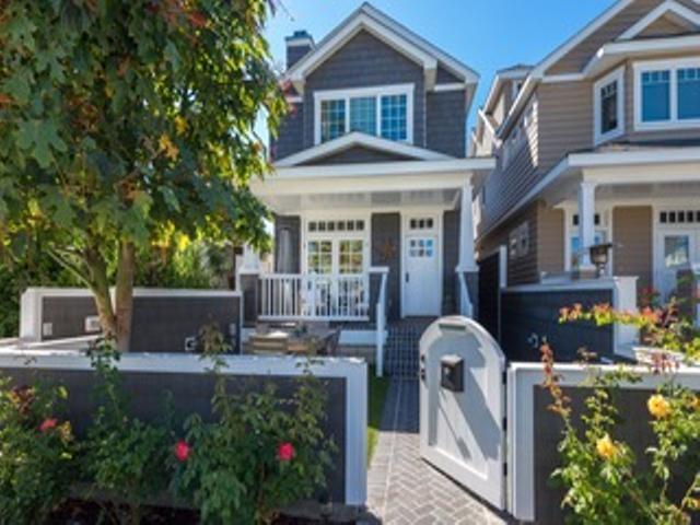 464 Orange Ave - Photo 1