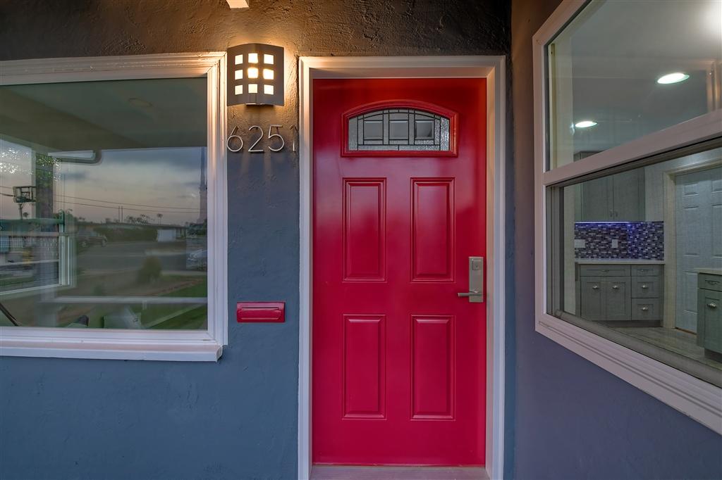 6251 Thorn St - Photo 1