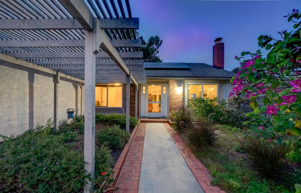 1436 Ivyglen Drive - Photo 1
