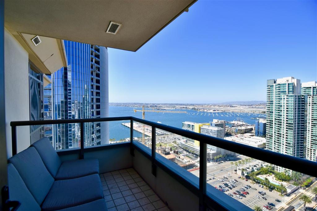 700 E Street - Photo 1