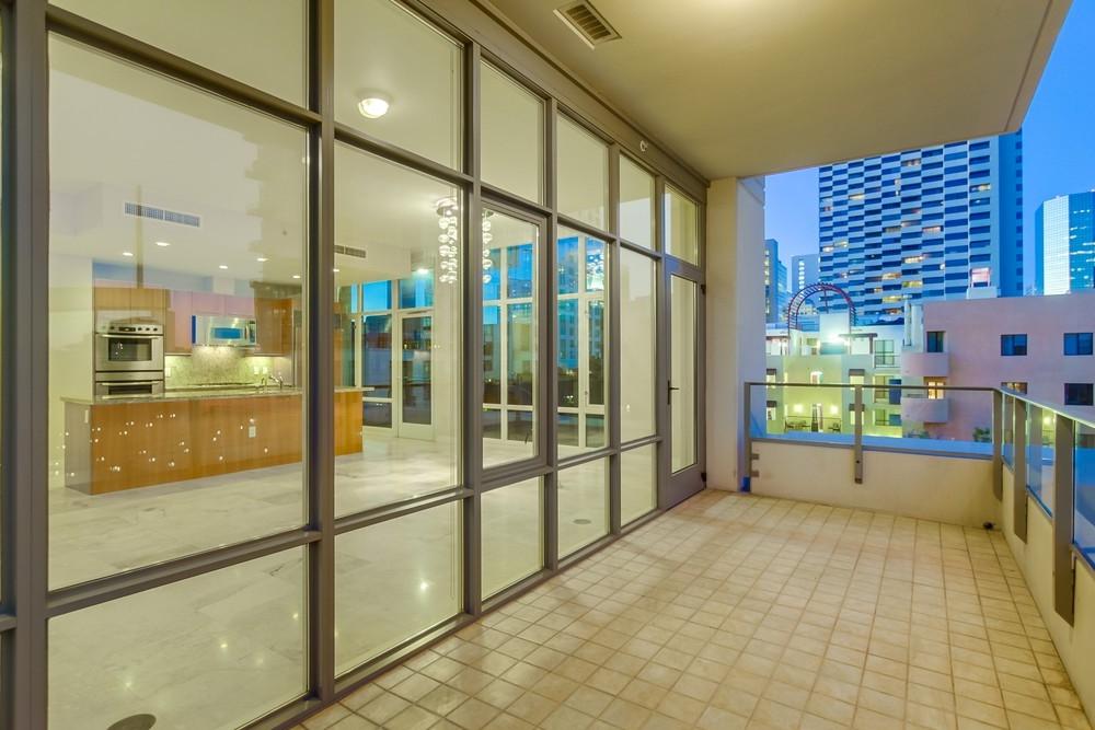 550 Front Street - Photo 1