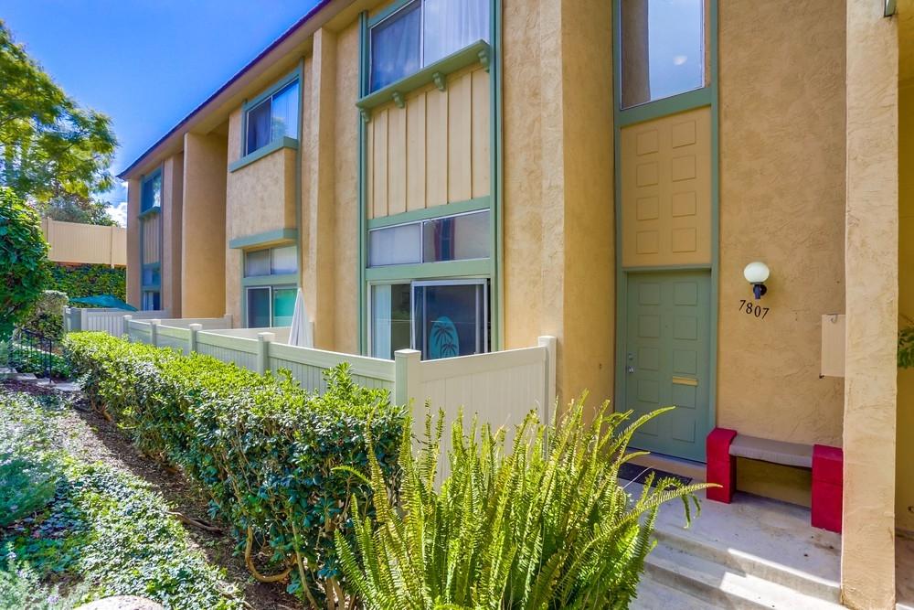 7807 Hummingbird Ln - Photo 1