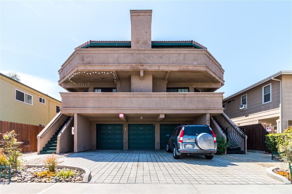 183 Date Ave - Photo 1