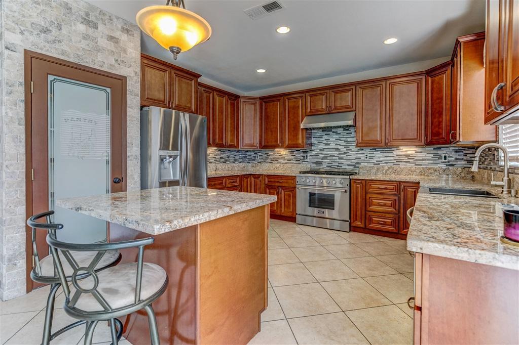 5218 Avenida De Las Vistas - Photo 1