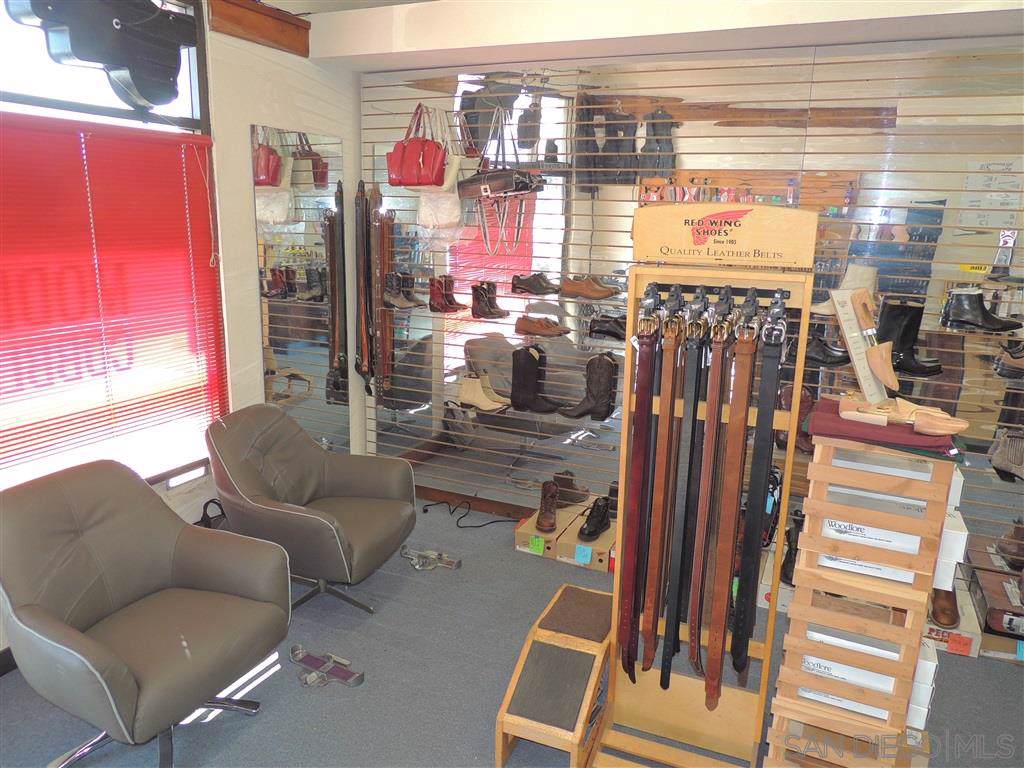 576 Mission Road Suite A - Photo 1