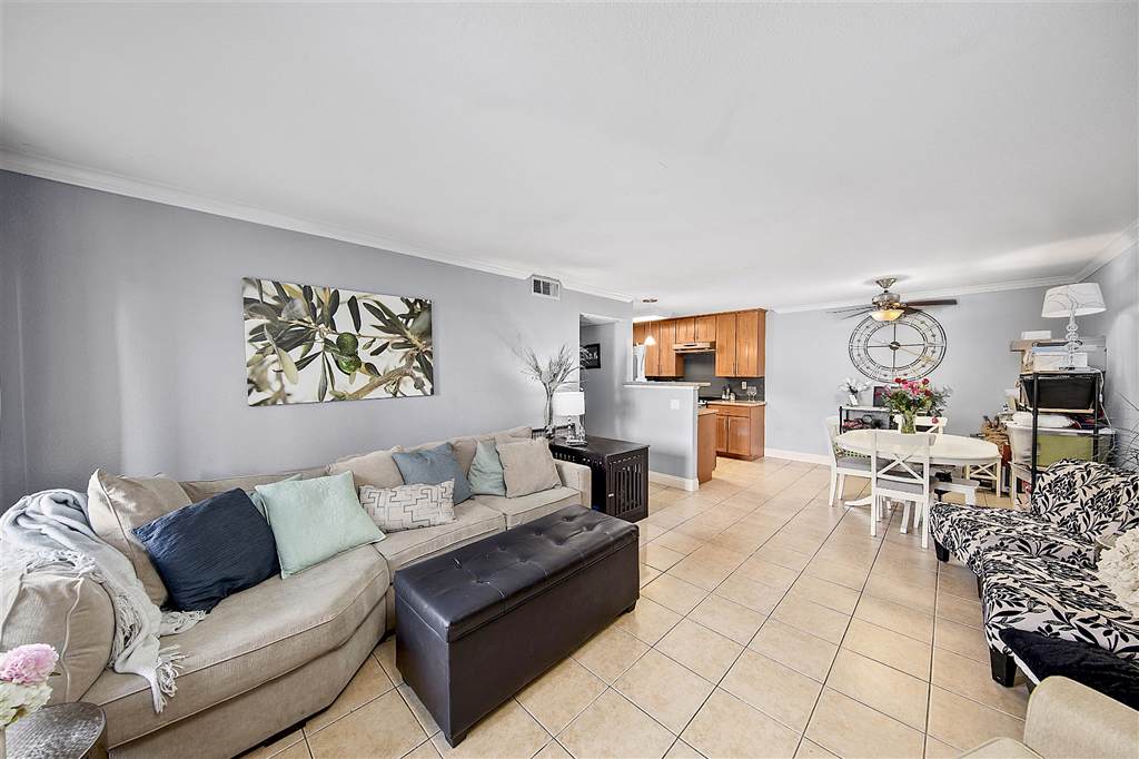 190 Chambers St - Photo 1