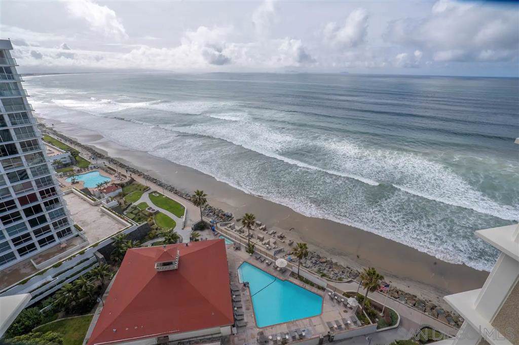 1720 Avenida Del Mundo - Photo 1