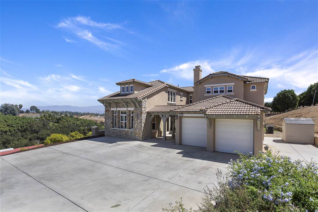 5006 Hill Ranch Dr - Photo 1