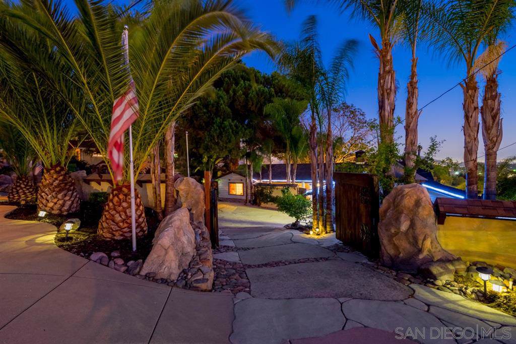 4518 Mayapan Dr - Photo 1