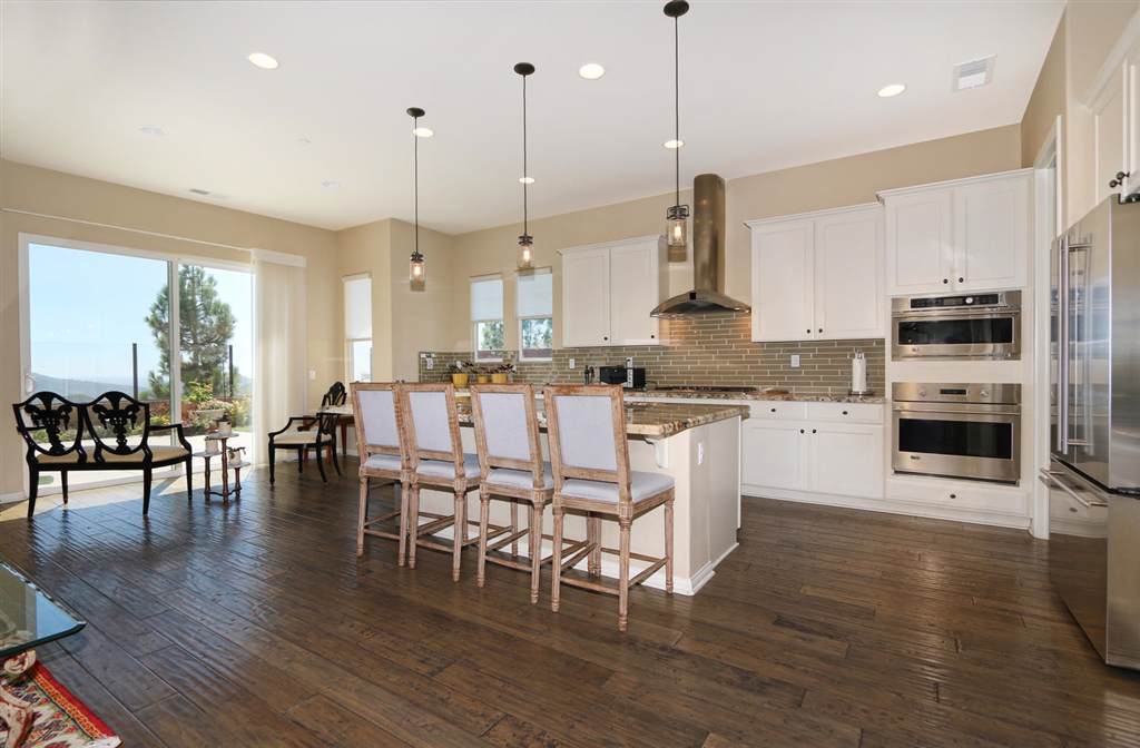 1093 Vanessa Way - Photo 1