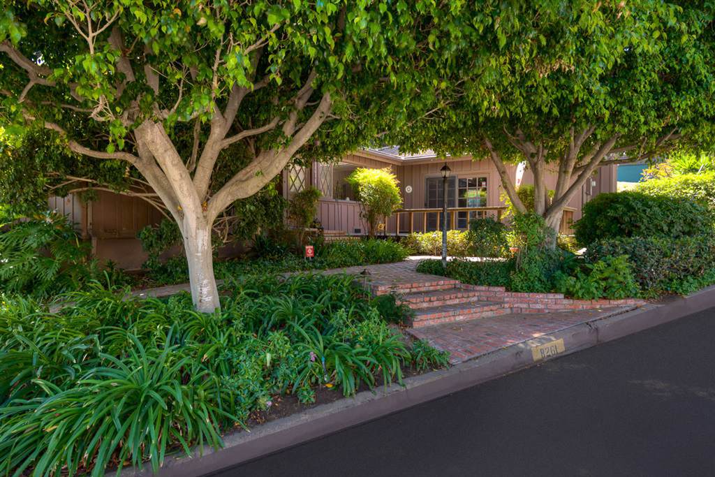 8261 Pasadena Ave - Photo 1