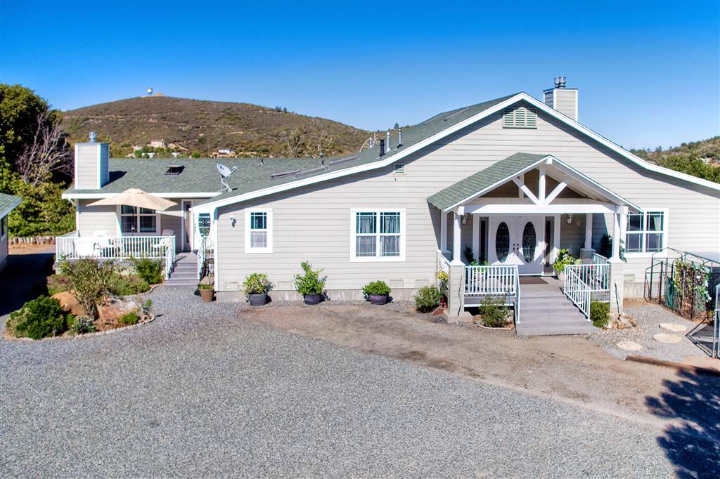 3535 Highway 79 - Photo 1