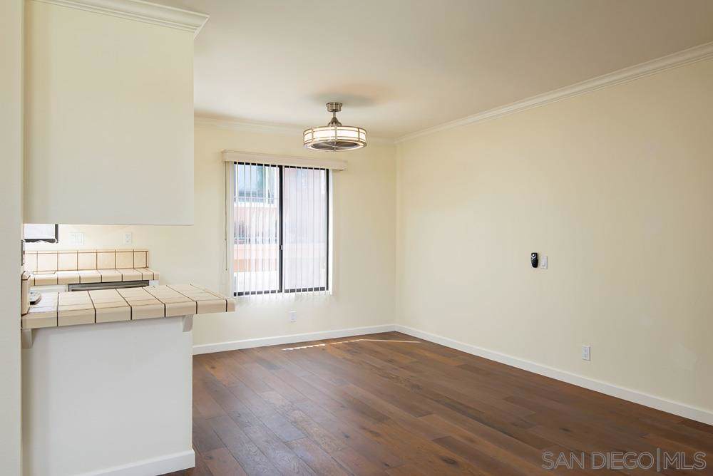 3124 Ingelow St - Photo 1