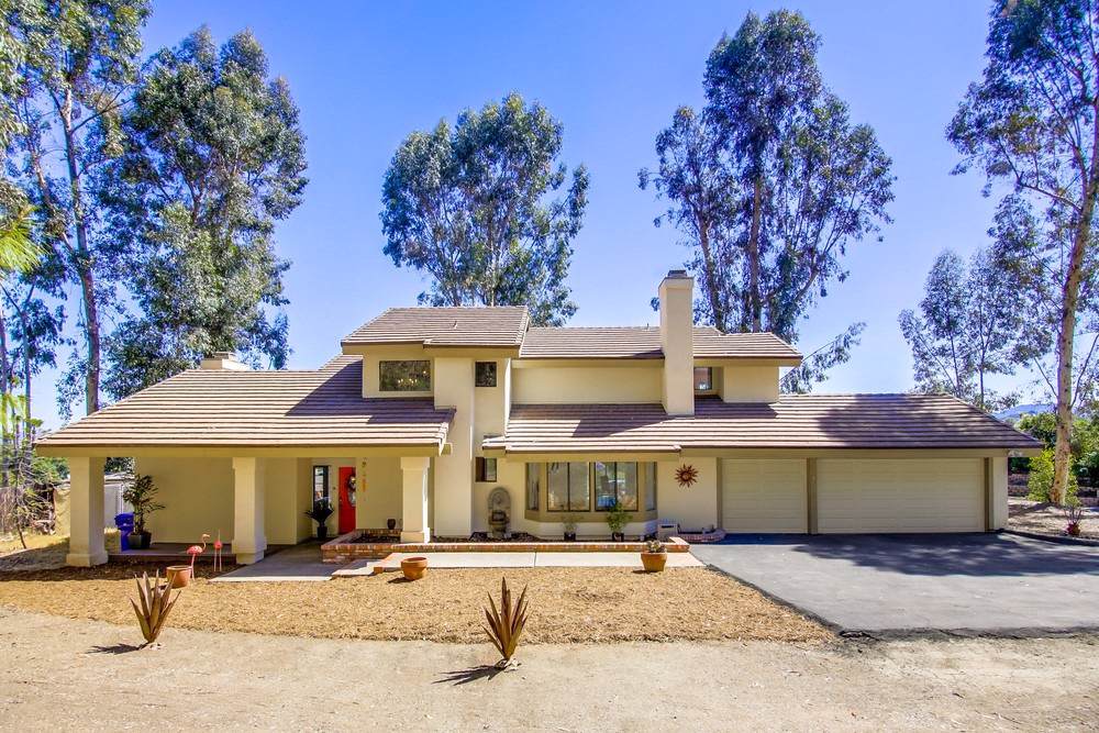 610 Sun Meadow Drive - Photo 1