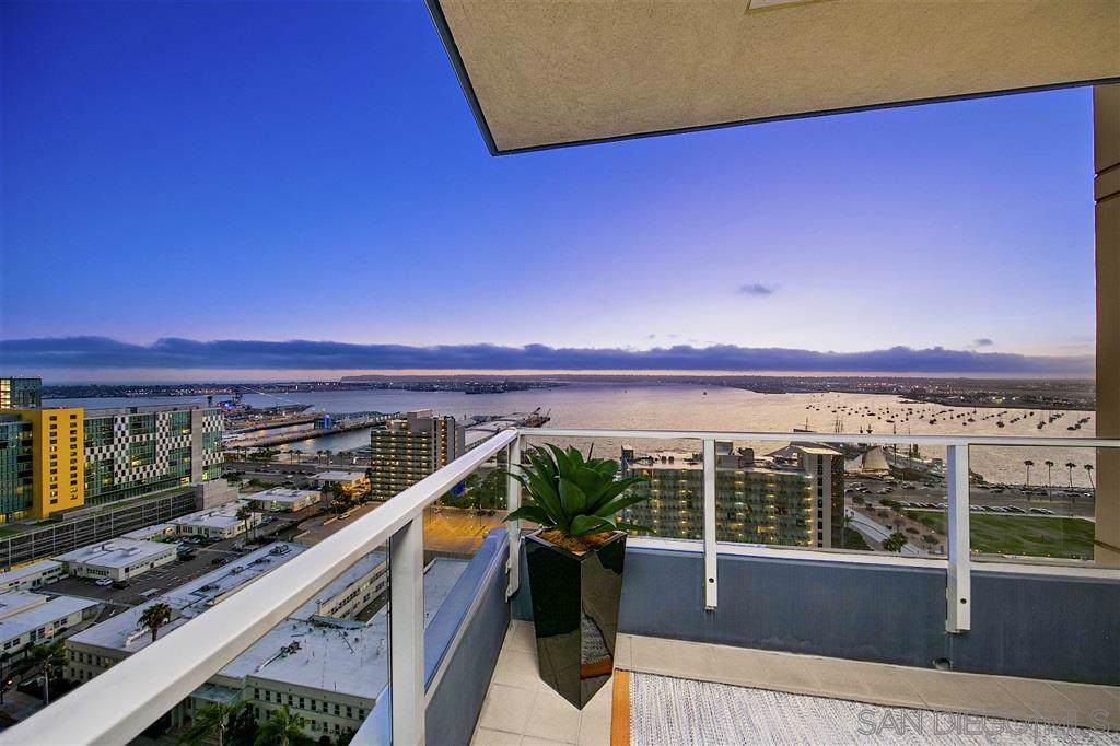 1325 Pacific Highway - Photo 1