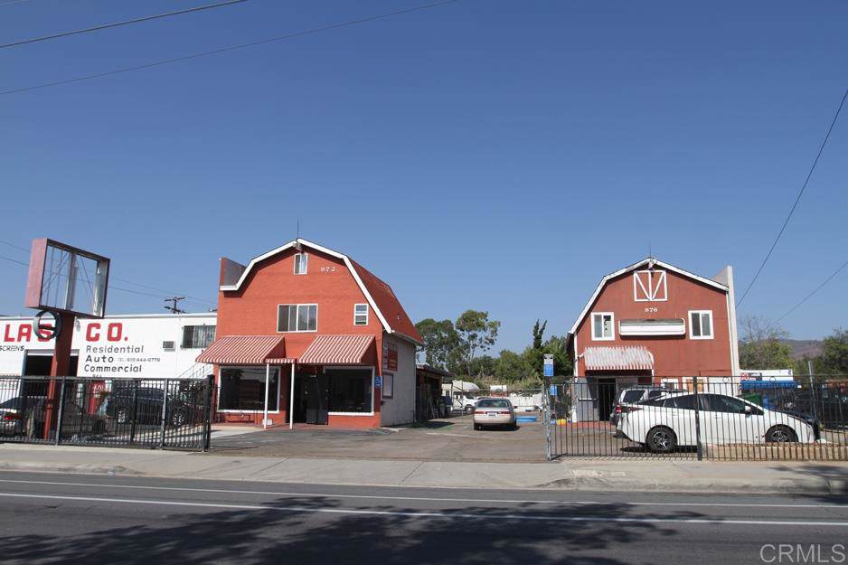 976 Broadway - Photo 1