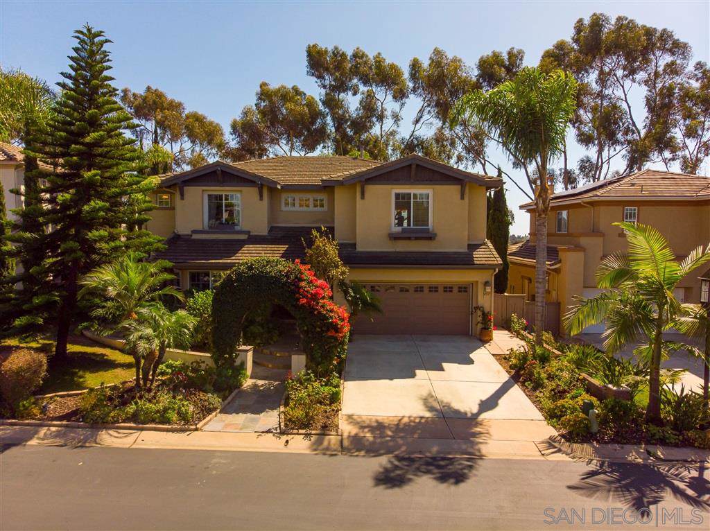 1457 Heritage Ln - Photo 1