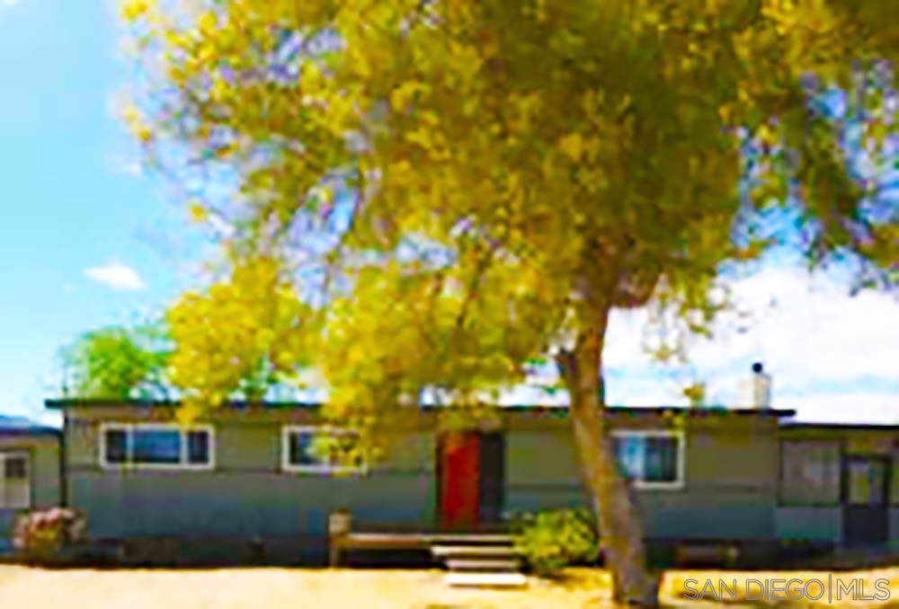 1612 Zuni Trl - Photo 1