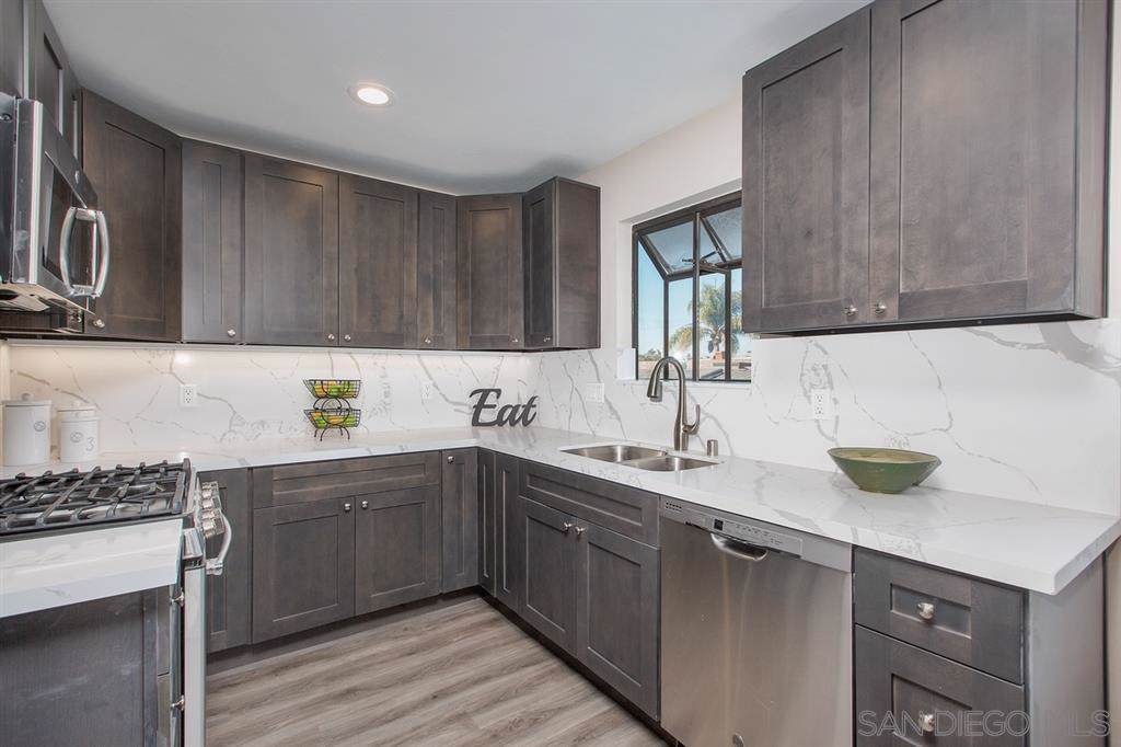3805 Herbert - Photo 1
