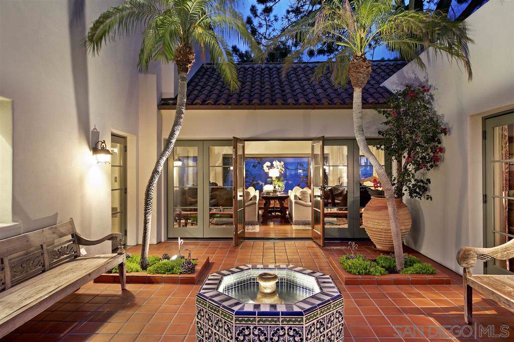 1640 Torrey Pines Rd - Photo 1