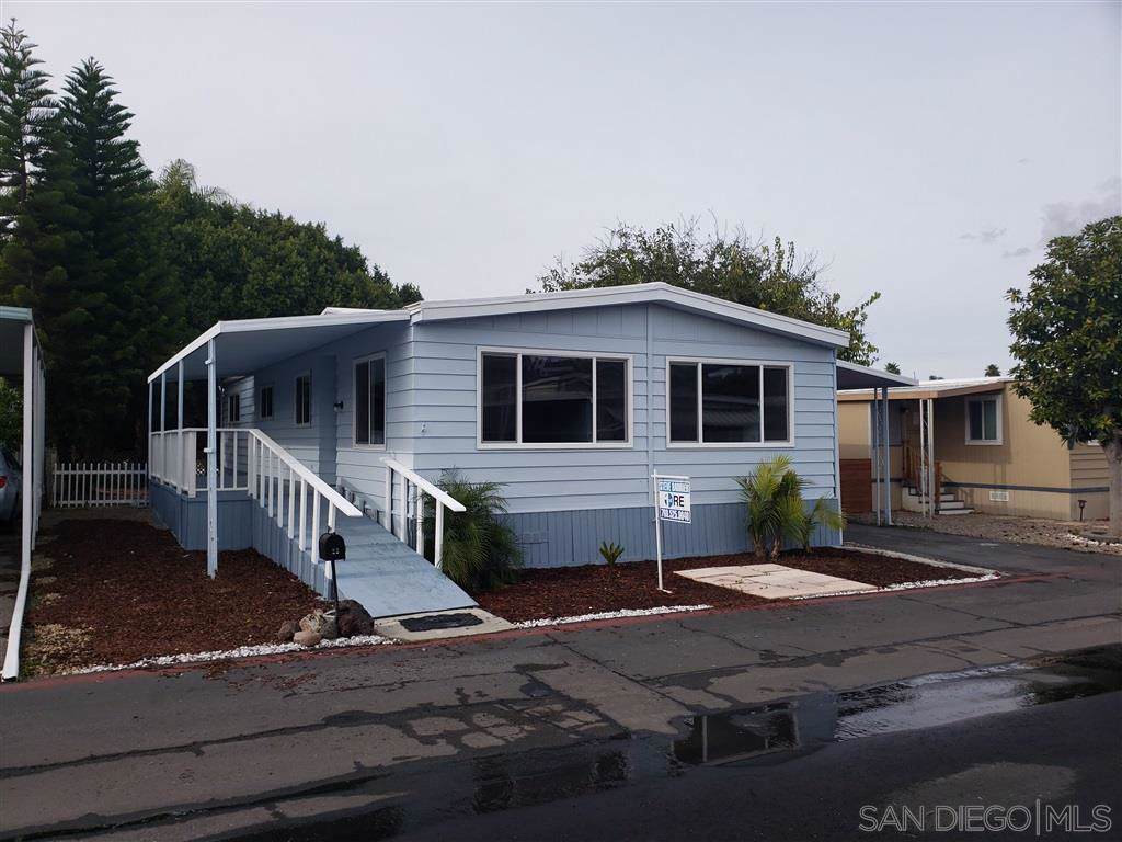 2907 Santa Fe Ave - Photo 1