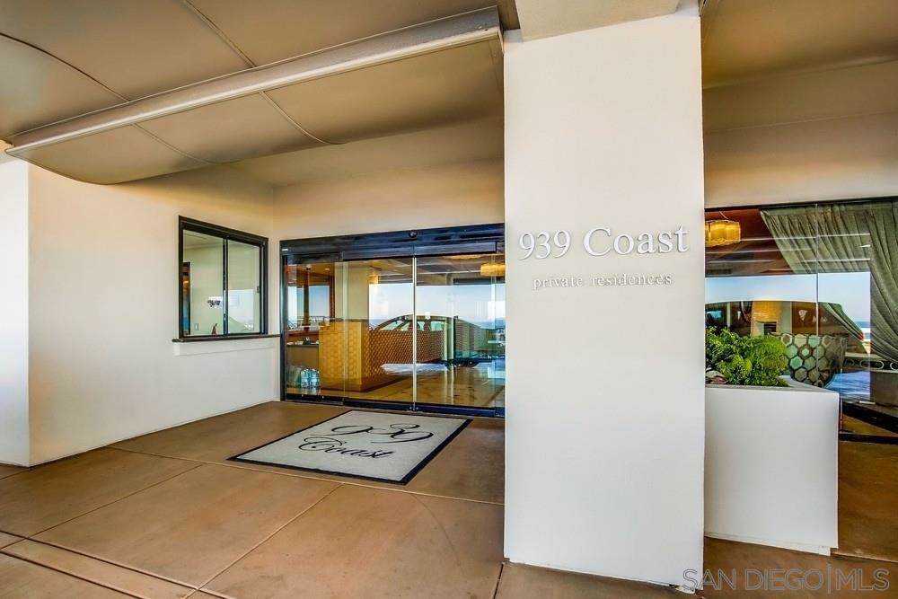 939 Coast Blvd - Photo 1