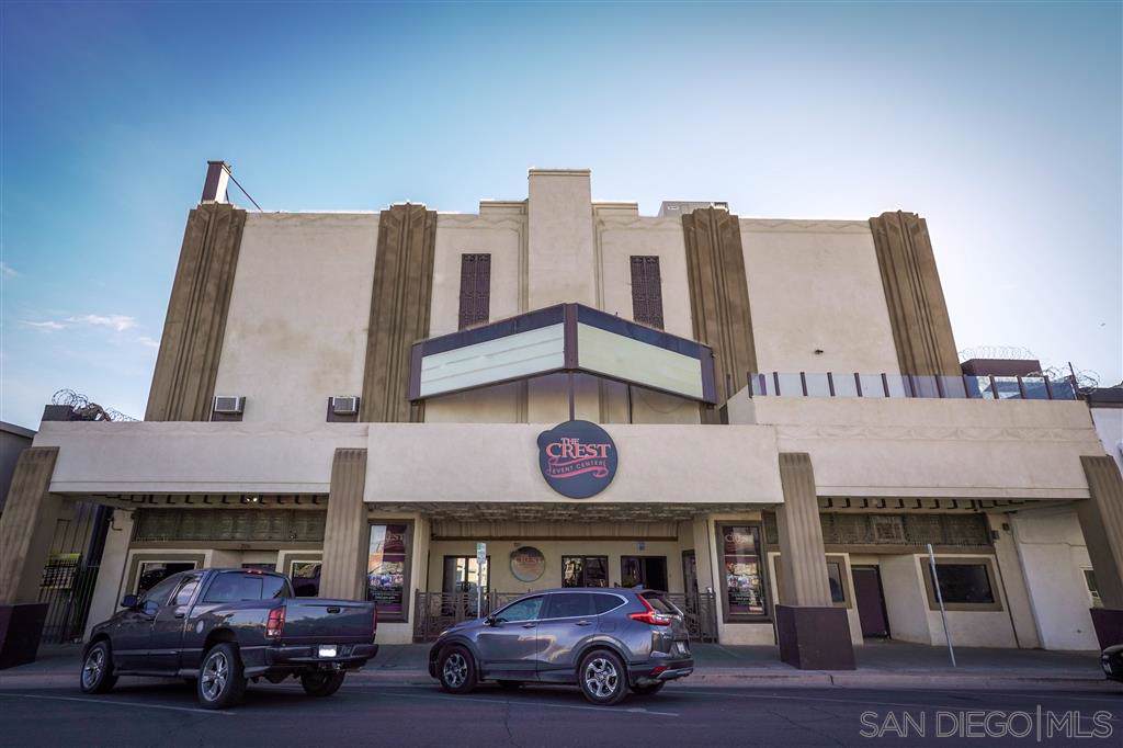 719-721 Main St - Photo 1