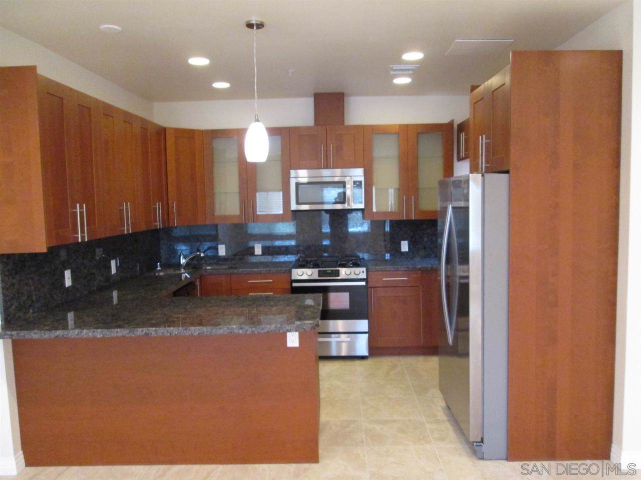 1295 University Ave - Photo 1