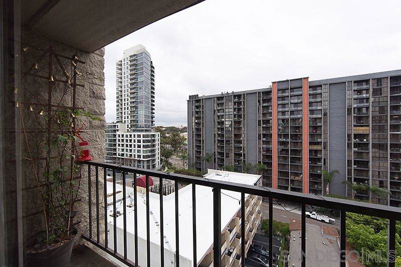 1333 8Th - Photo 1