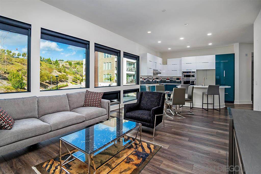 8570 Aspect Dr - Photo 1