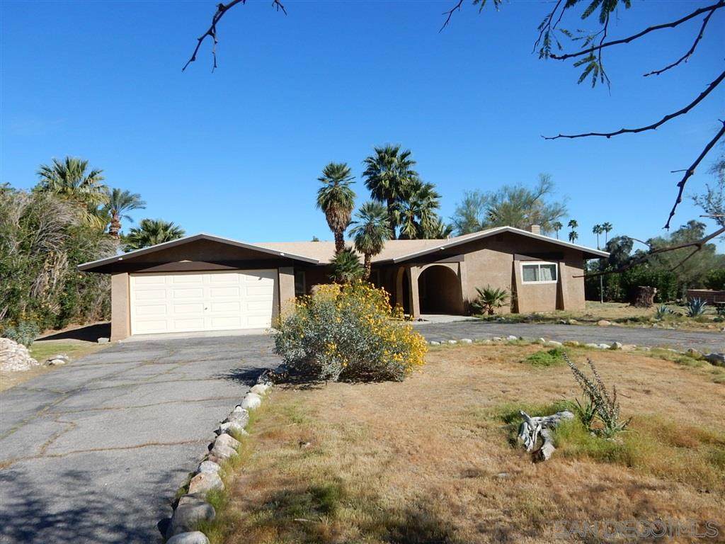 1471 De Anza Dr - Photo 1