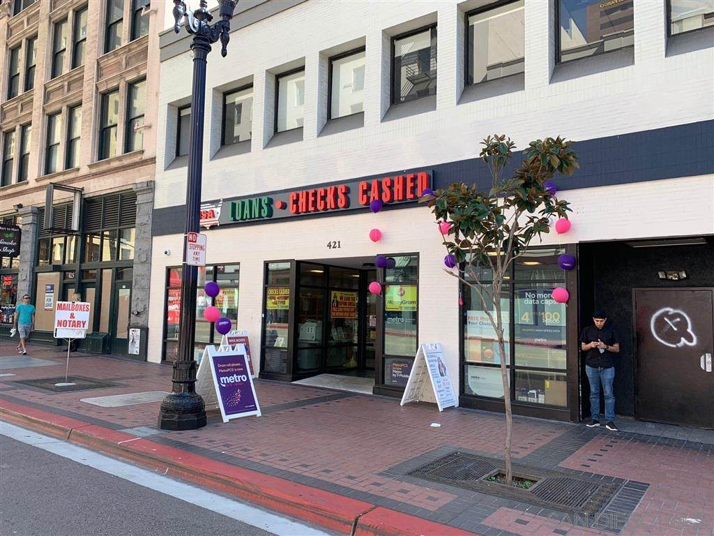 421 Broadway - Photo 1