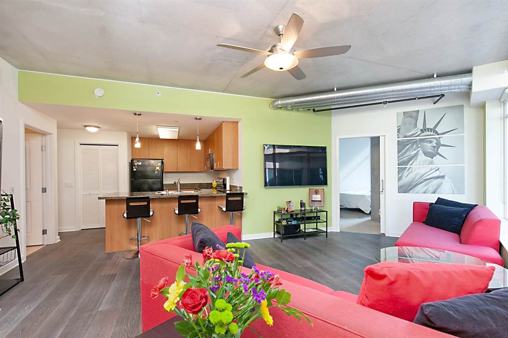 1080 Park Blvd. - Photo 1