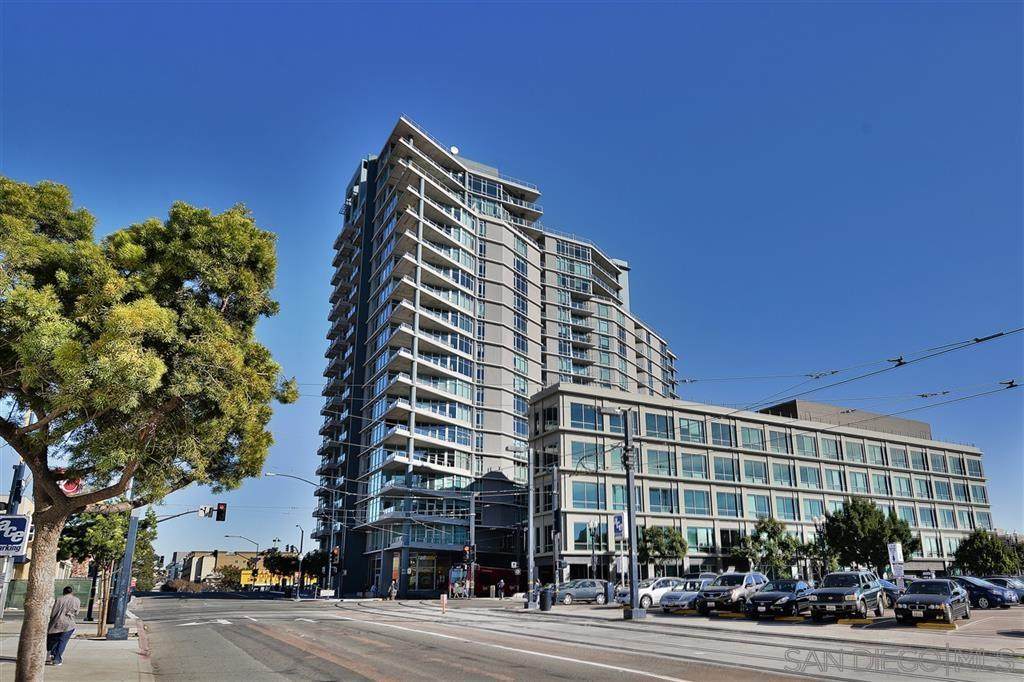 1080 Park Blvd - Photo 1