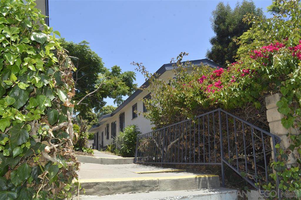 311-313 S Pardee Street - Photo 1