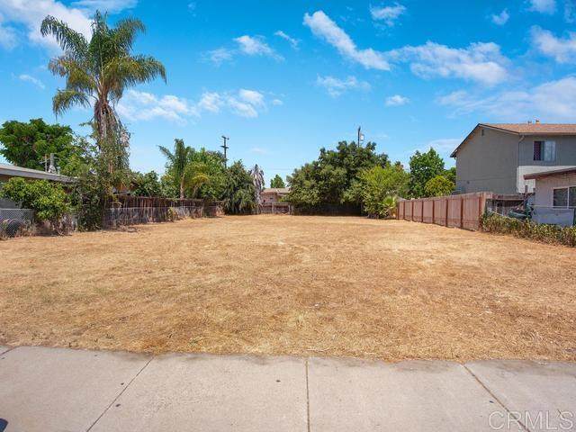 630 Juniper - Photo 1