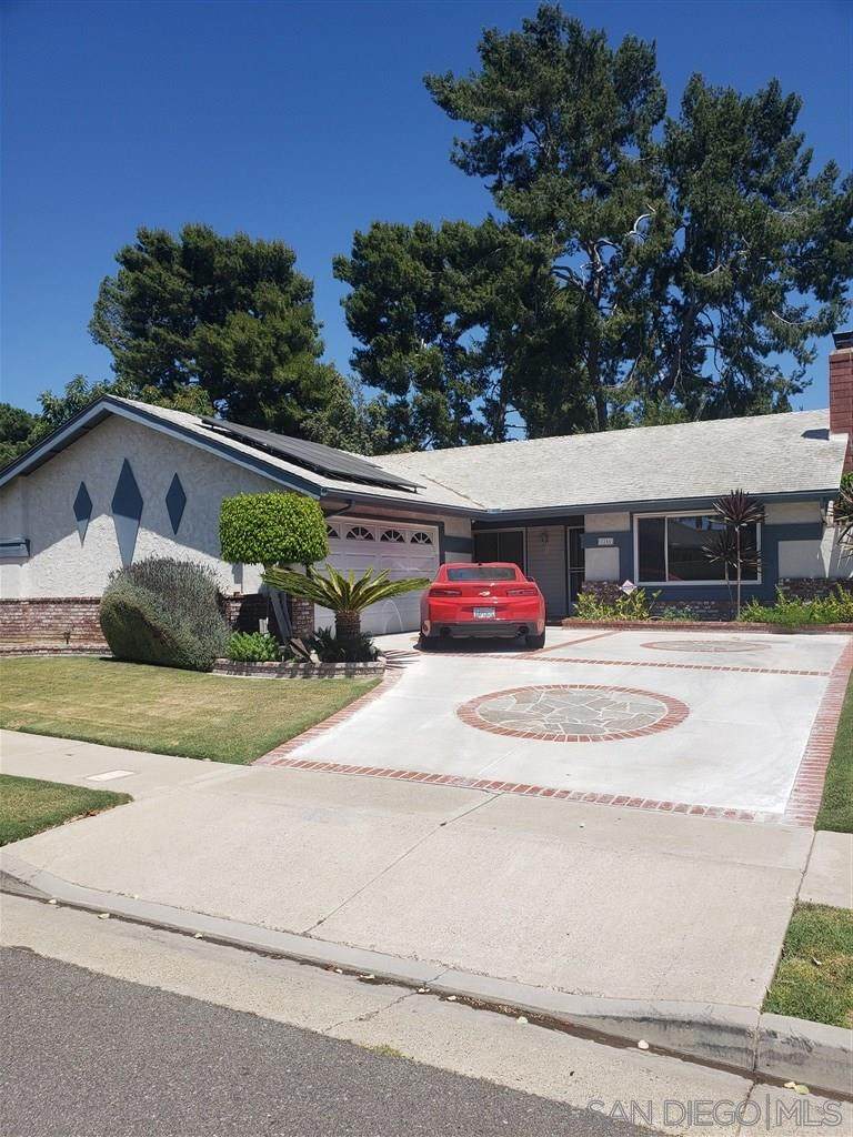 1256 Venice Ave - Photo 1