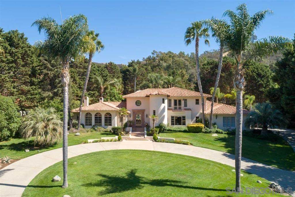 4617 La Orilla - Photo 1