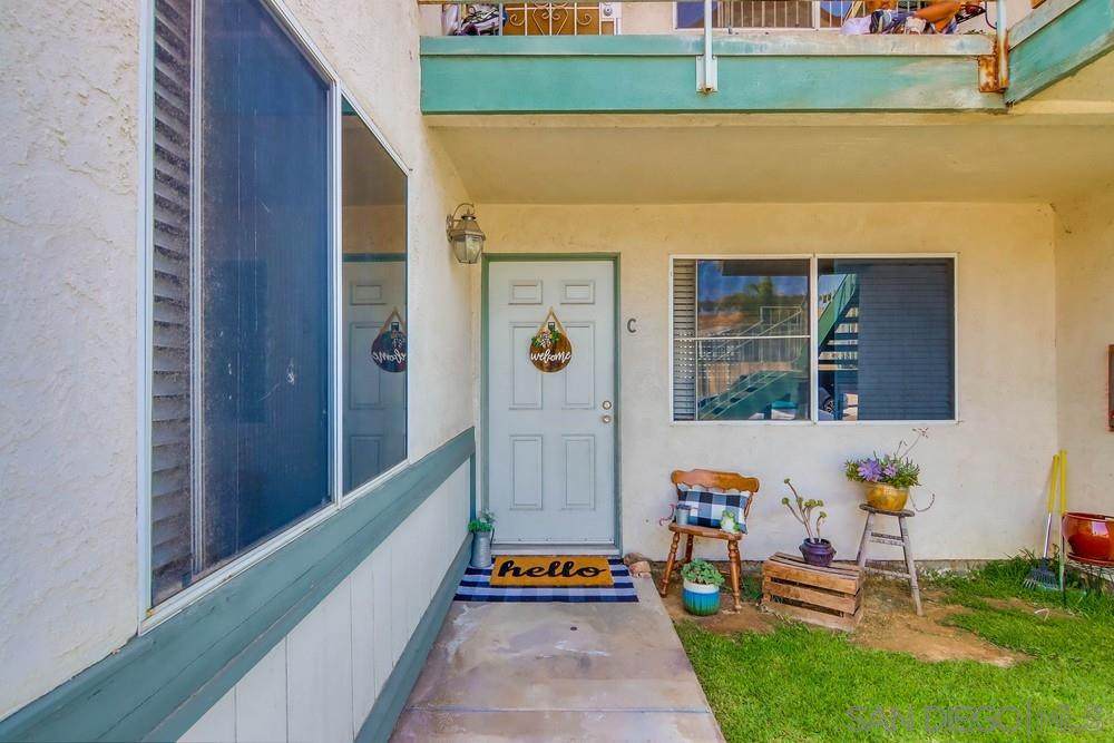 1055 Madden Ave - Photo 1