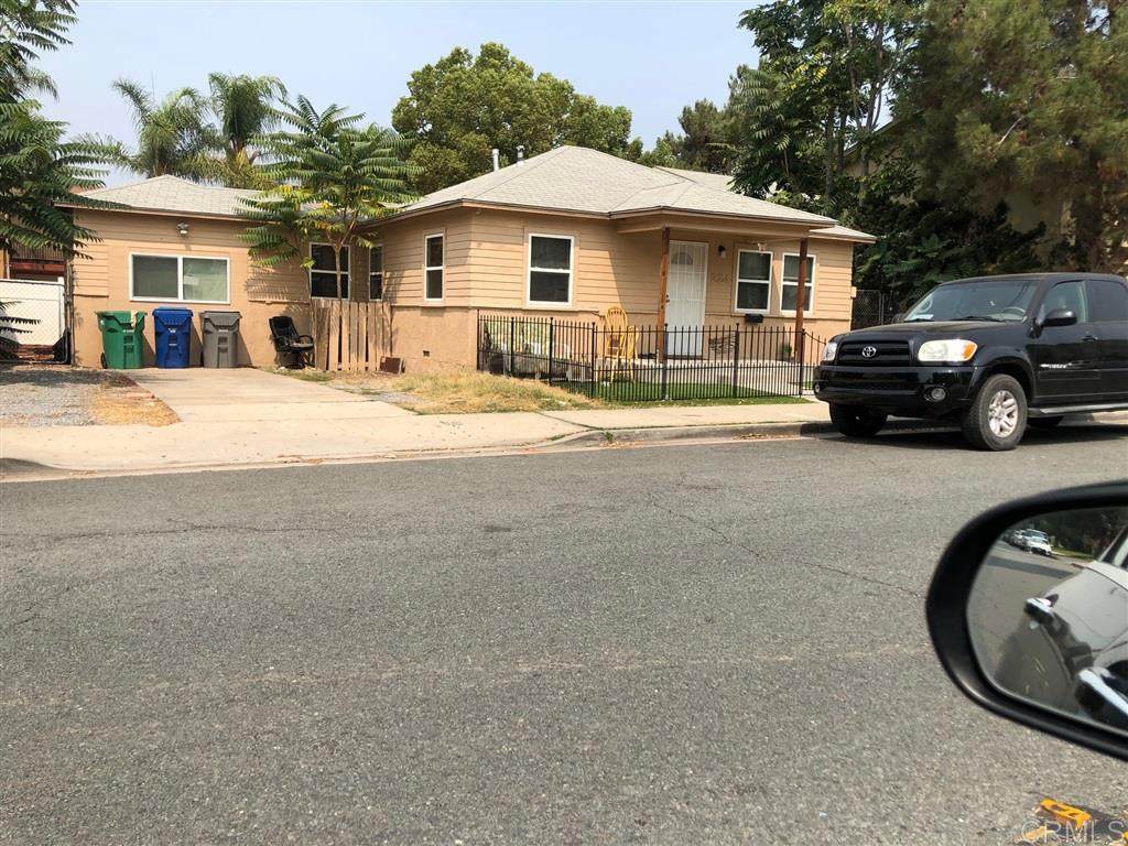 224 Wells Ave - Photo 1