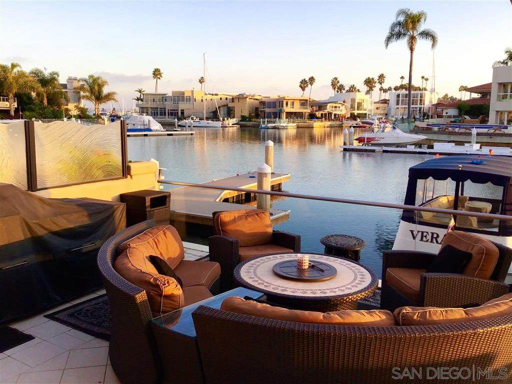 24 Sandpiper Strand - Photo 1